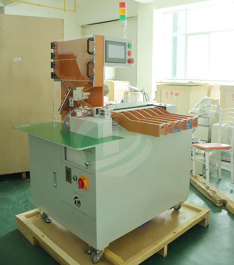 Automatic 18650 Battery Grading Sorting Machine